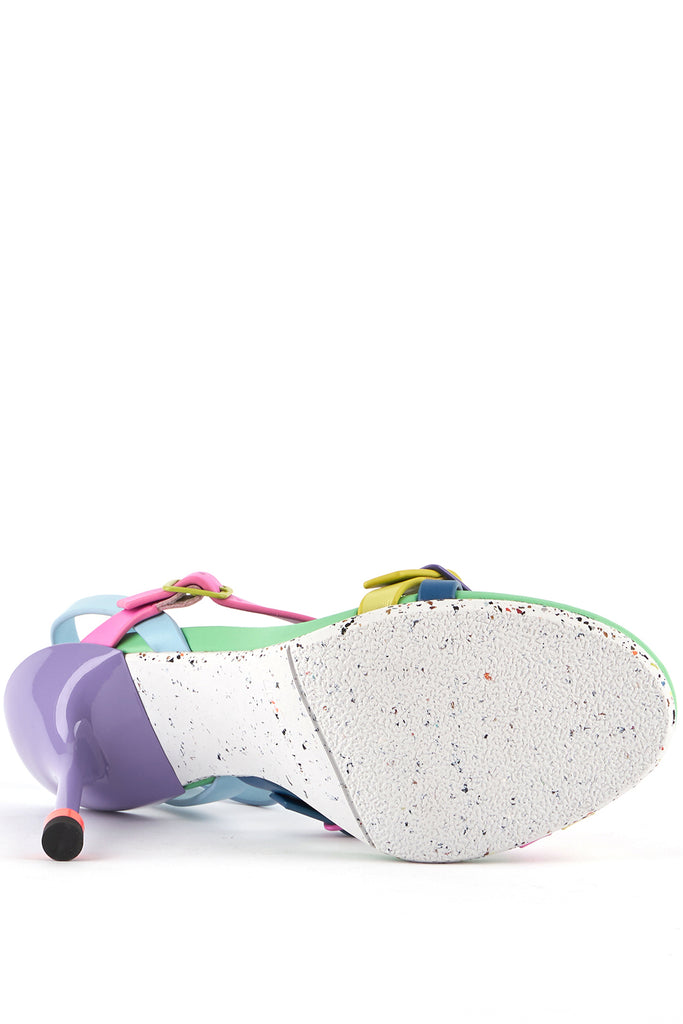 SIA STRAPPY HI |RESORT